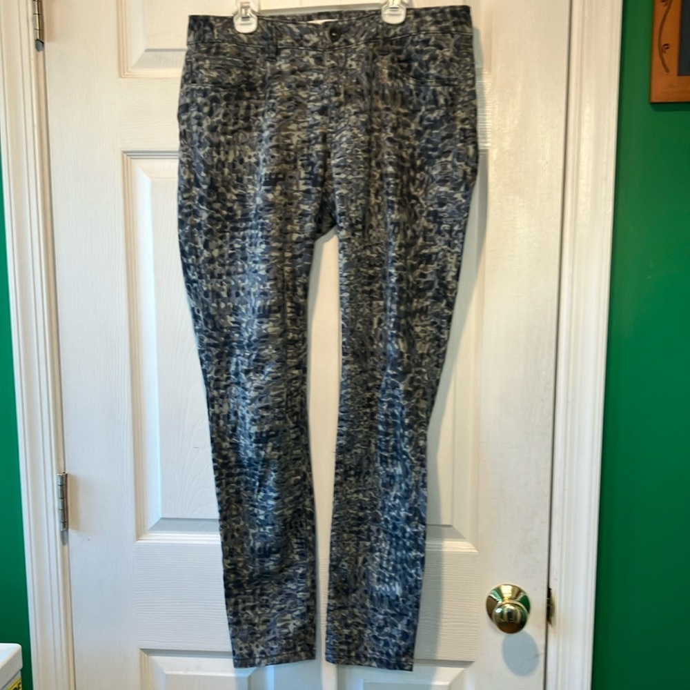 Cabi size 8 Women’s Jeans stretch blue grey modern camo